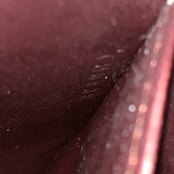 Authentic Louis Vuitton Rouge Fauviste Monogram Vernis Sarah Wallet - Picture 16 of 16